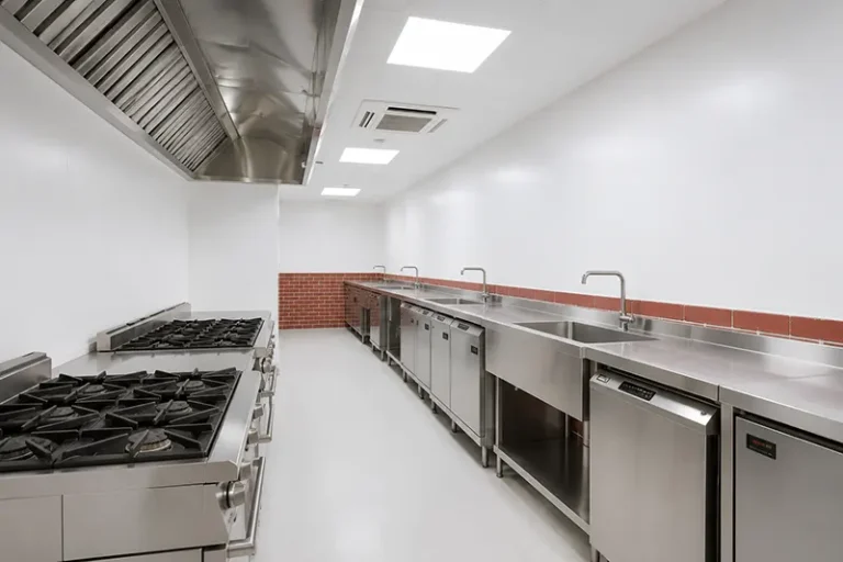 Commercial kitchen